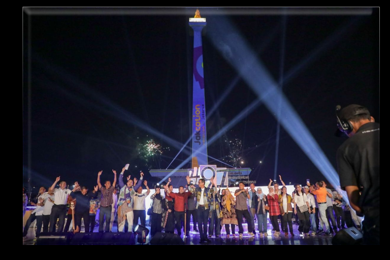 Lapangan Banteng Pecah
