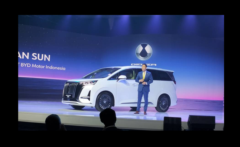 Premium Electric MPV 2025