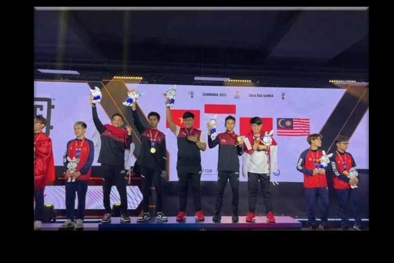 Raih Medali di Tiga