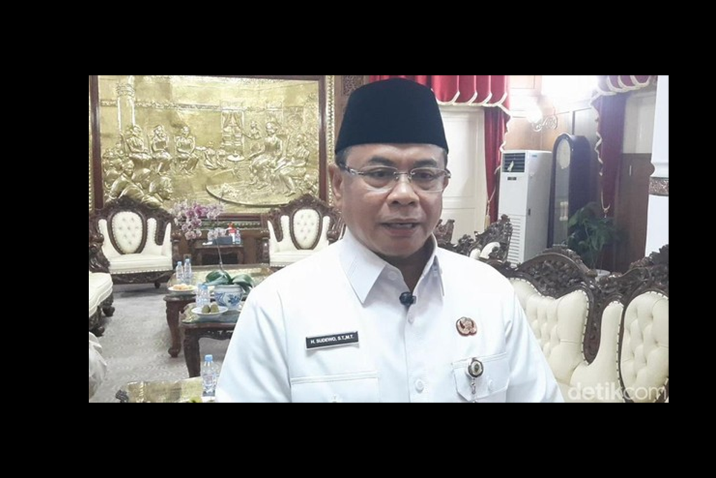 Bupati Pati Mengundurkan Diri