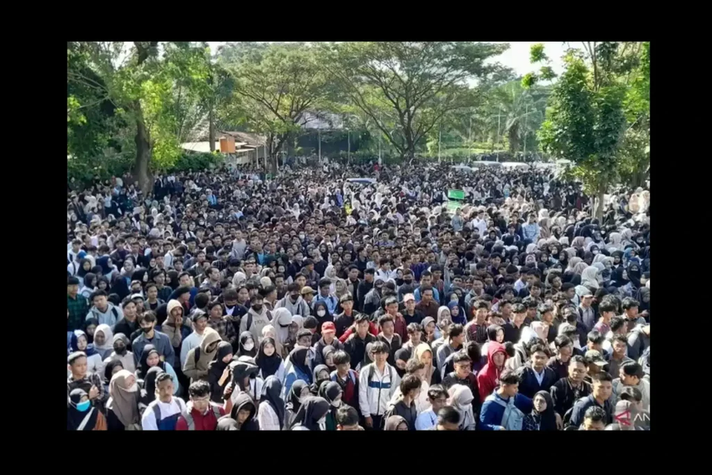 Indonesia Darurat Lapangan Pekerjaan