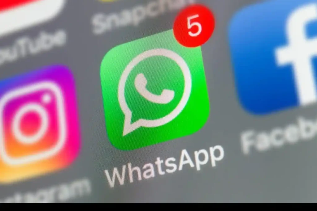 Rusia Akses WhatsApp dan Telegram